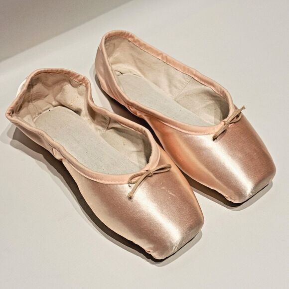 Suffolk Variation Collection Sonnet Pointe Ballet Shoes Handmade USA Women 8 XXX - Picture 9 of 12